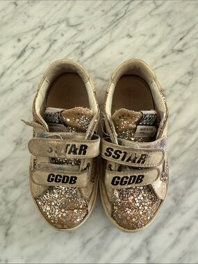Golden Goose Kids Glitter Velcro Sneakers in Beige and Gold